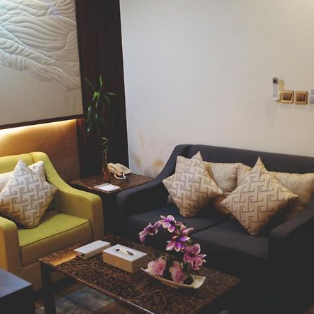 Lavona Tiba Hotel ดัมมัม ภายนอก รูปภาพ